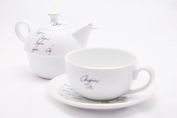 Chopin Teapot with a Cup